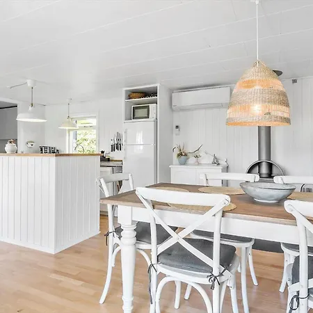 N319-karrebaeksminde-klintegardsvej-104 *